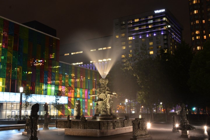Montréal la nuit — Montréal